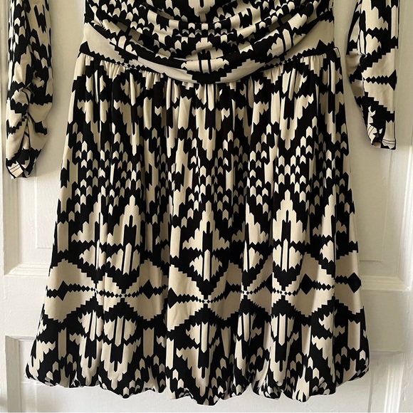 Leota Bubble Hem Dress with Ruched Long Sleeves and Ruching at th… - Picture 6 of 16